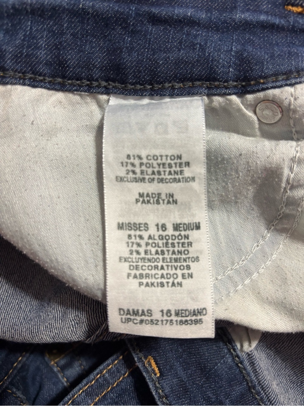 Signature Levi Strauss & Co Skinny Blue Jeans - Picture 7 of 7